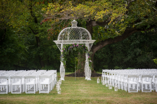 Glendale Lyceum outdoor wedding ceremony meadow
