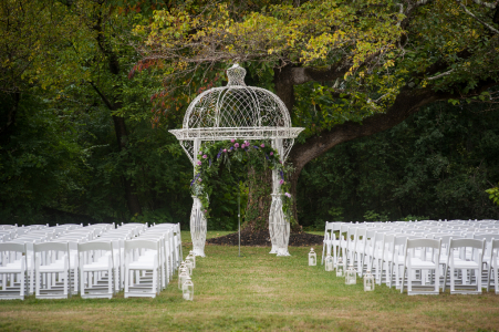Glendale Lyceum outdoor wedding ceremony meadow